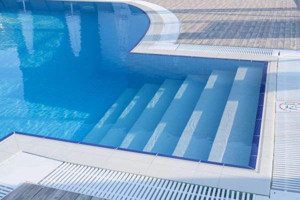 Swimming Pool Steps Repair