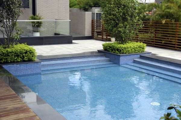 Swimming Pool Installation Service